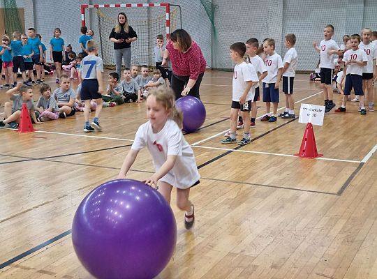 Gr. IV Zawody sportowe w SP nr 7