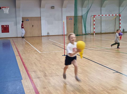 Gr. IV Zawody sportowe w SP nr 7