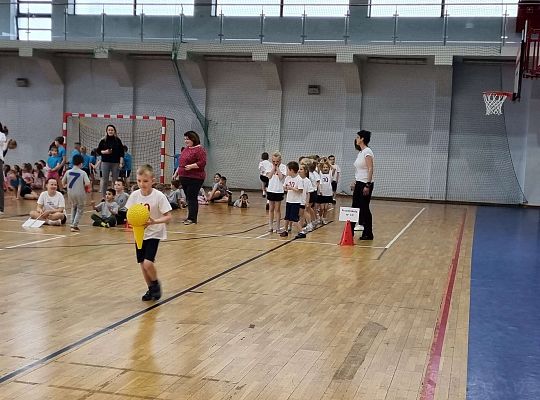 Gr. IV Zawody sportowe w SP nr 7