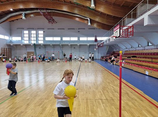 Gr. IV Zawody sportowe w SP nr 7