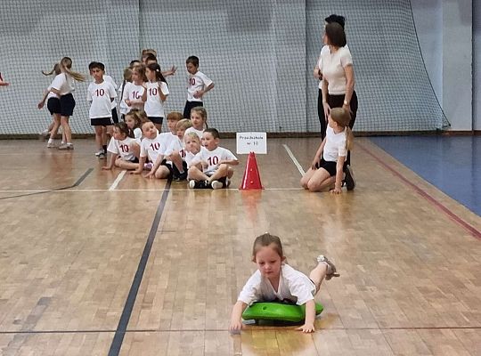 Gr. IV Zawody sportowe w SP nr 7