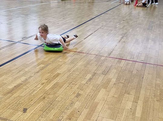 Gr. IV Zawody sportowe w SP nr 7