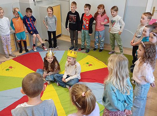 Gr. IV  Urodziny Hani i Wiktorii