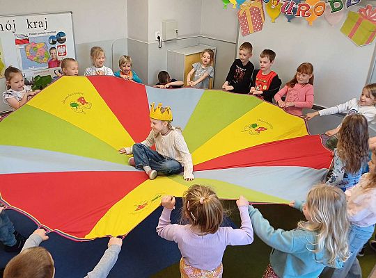 Gr. IV  Urodziny Hani i Wiktorii