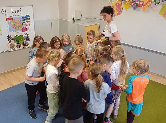 Gr. IV  Urodziny Hani i Wiktorii