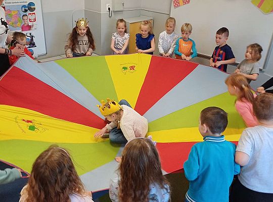 Gr. IV  Urodziny Hani i Wiktorii