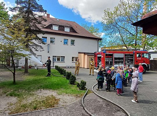 Gr. III  I IV  Dzień Strażaka w naszym przedszkolu