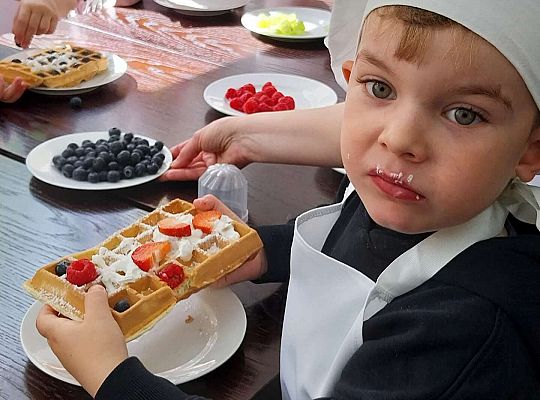 Gr.II Robimy gofry. Dziękujemy Pani Kasiu!