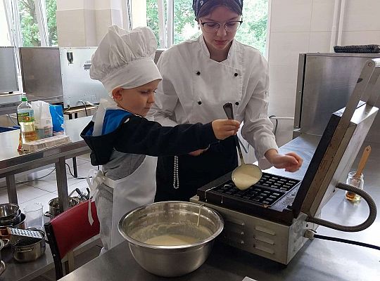 Gr.II Robimy gofry. Dziękujemy Pani Kasiu!