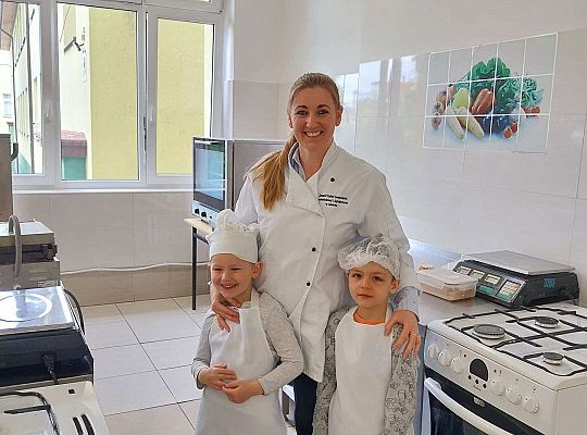 Gr.II Robimy gofry. Dziękujemy Pani Kasiu!