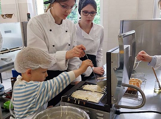 Gr.II Robimy gofry. Dziękujemy Pani Kasiu!