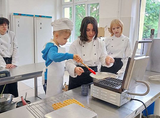 Gr.II Robimy gofry. Dziękujemy Pani Kasiu!