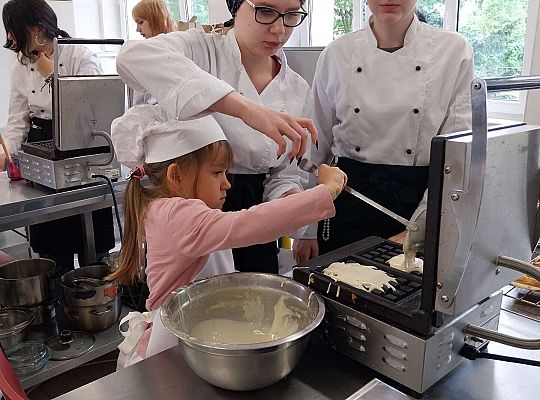 Gr.II Robimy gofry. Dziękujemy Pani Kasiu!