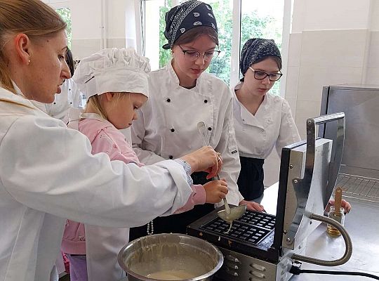 Gr.II Robimy gofry. Dziękujemy Pani Kasiu!