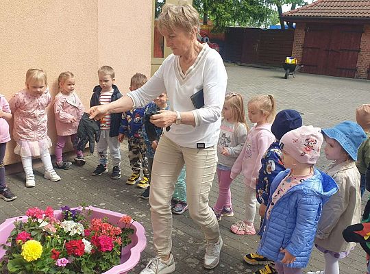 Gr.I Maluszki upiększają nasz ogród