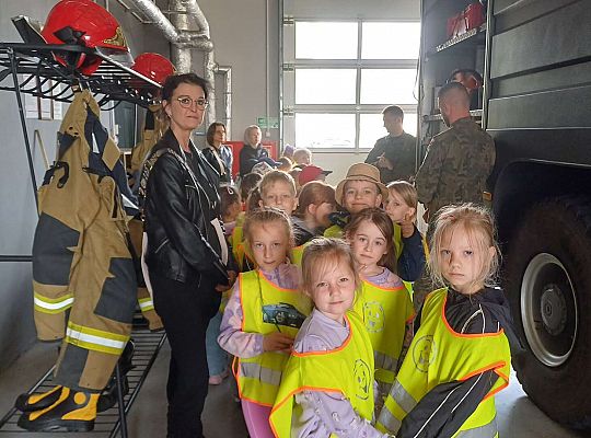 Gr. IV Wycieczka do Jednostki Wojskowej w Siemirowicach