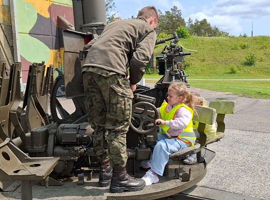 Gr. IV Wycieczka do Jednostki Wojskowej w Siemirowicach