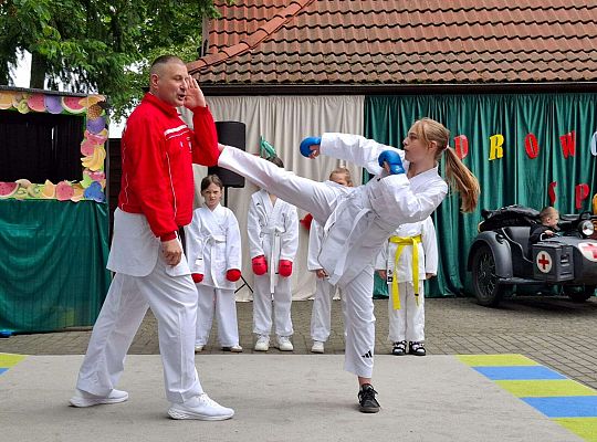 " Zdrowy i sportowy zawrót głowy " - piknik rodzinny