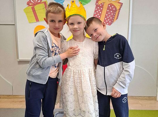 Gr. IV  Urodzinki Nadii