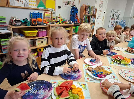 Gr. IV  Urodzinki Nadii