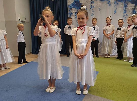 Gr.  III Zakończenie roku oraz pożegnanie przedszkolaków.