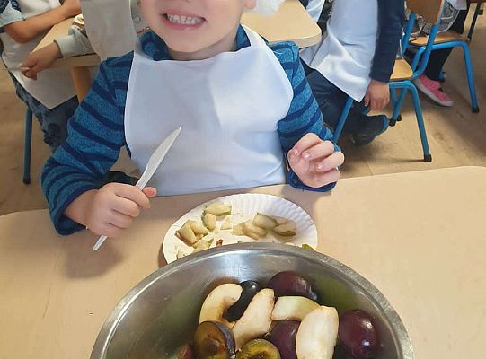 Gr.II Sałatka owocowa, pyszna i zdrowa