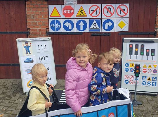 Gr. I i II Spotkanie z Policjantami