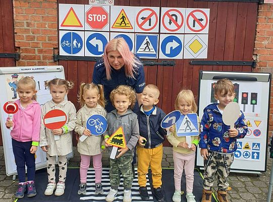 Gr. I i II Spotkanie z Policjantami