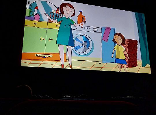 Gr.III i Gr.IV Wycieczka do kina " Niesamowite przygody Skarpetek "