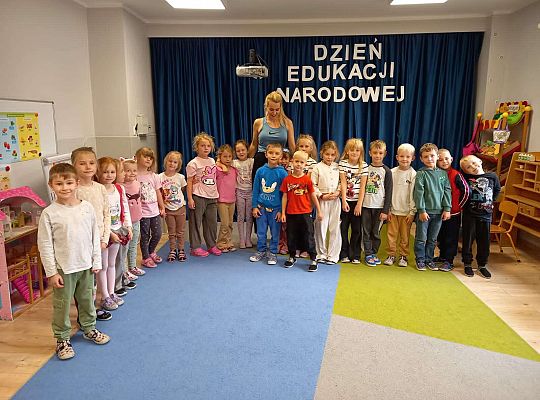 Gr.III Zajęcia rytmiczno-ruchowe z mamą Ali