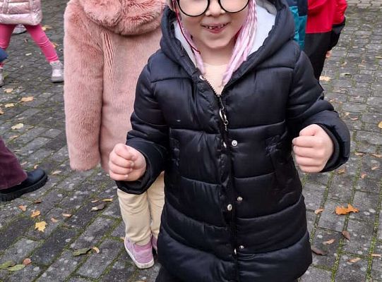 Gr.III Jesienne zabawy rytmiczne z tatą Ali