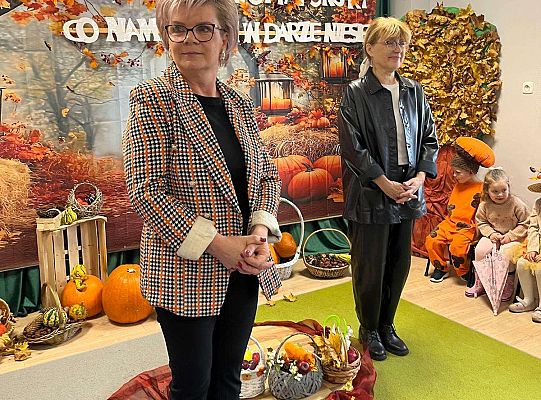 Konkurs recytatorski - " Co nam jesień w darze niesie".