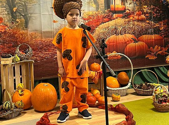 Konkurs recytatorski - " Co nam jesień w darze niesie".