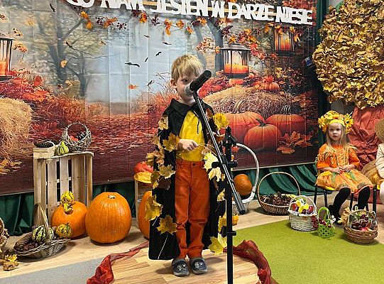 Konkurs recytatorski - " Co nam jesień w darze niesie".