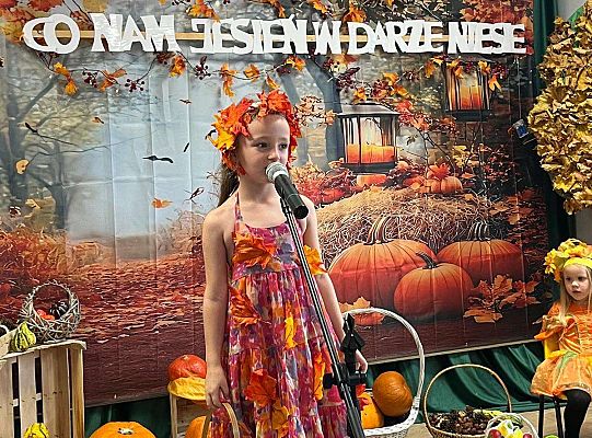 Konkurs recytatorski - " Co nam jesień w darze niesie".