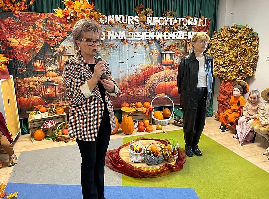 Konkurs recytatorski - " Co nam jesień w darze niesie".