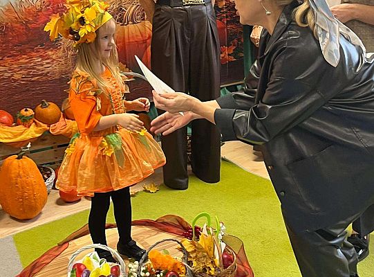 Konkurs recytatorski - " Co nam jesień w darze niesie".