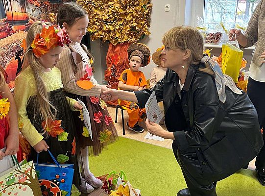 Konkurs recytatorski - " Co nam jesień w darze niesie".