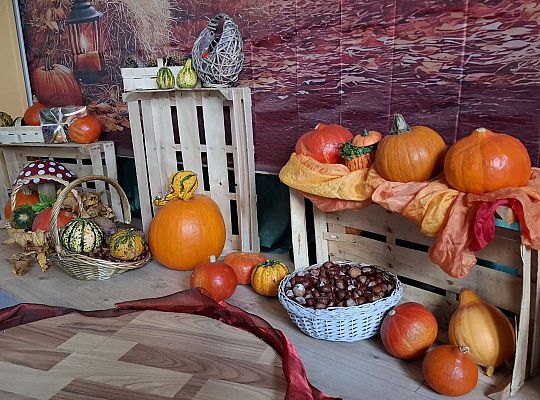 Konkurs recytatorski - " Co nam jesień w darze niesie".