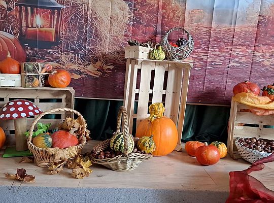 Konkurs recytatorski - " Co nam jesień w darze niesie".