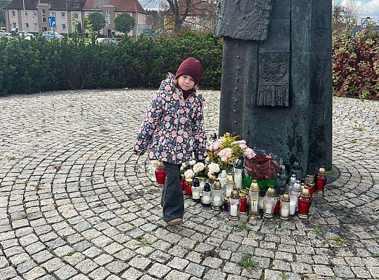 Gr. IV Pamietamy o zmarłych