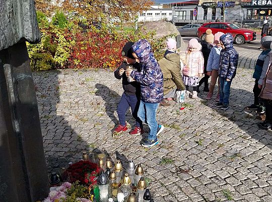 Gr.III Pamietamy o zmarłych