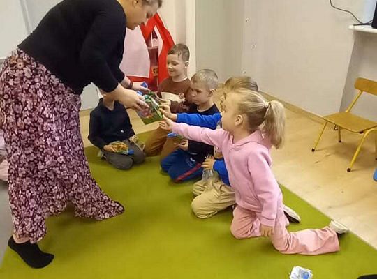 Gr.IV Zajęcia przyrodnicze z mamą Niny