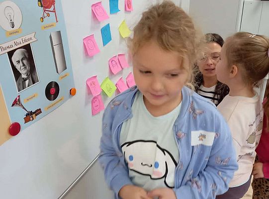 Gr.IV Zajęcia z programu profilaktycznego "Poruszające bajki o emocjach "