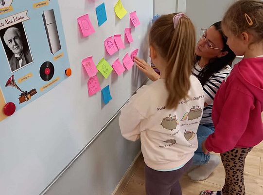 Gr.IV Zajęcia z programu profilaktycznego "Poruszające bajki o emocjach "