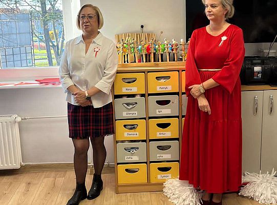 " Pod skrzydłami  Orła Białego"