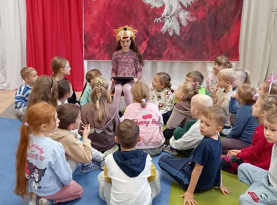 Gr. IV Odwiedziny absolwentki naszego przedszkola