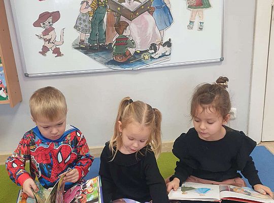 Gr. II Tydzień w świecie bajek.