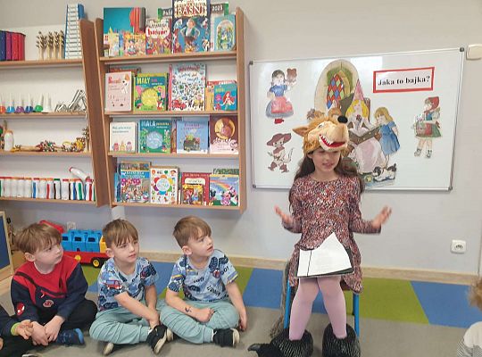 Gr. II Tydzień w świecie bajek.