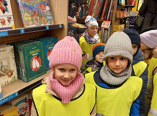 Gr.III Wycieczka do księgarni